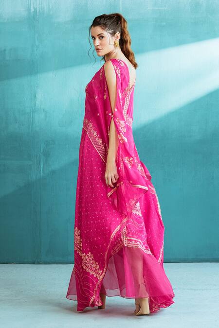 Shop Mandira Wirk - Indian Fuchsia Organza, Chiffon Foil Print V Neck Kaftan Online at Aza Fashions Shop_Mandira Wirk - Indian_Fuchsia Organza, Chiffon Foil Print V Neck Kaftan _Online_at_Aza_Fashions