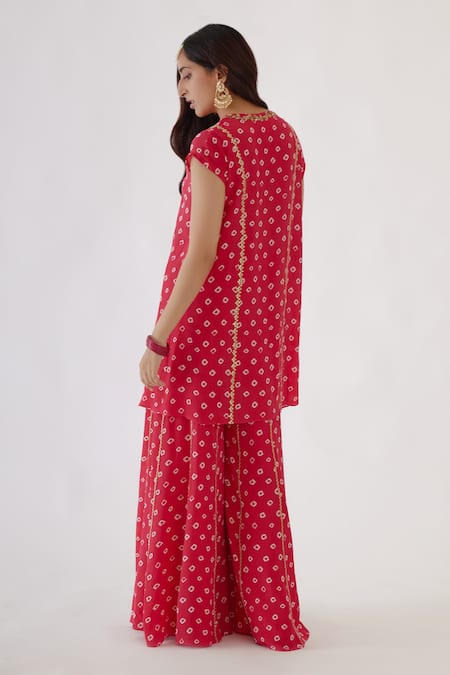 Shop Nikasha Pink 100% Crepe, 100% Organza Bandhani, Print Kurta Sharara Set at Aza Fashions Shop_Nikasha_Pink 100% Crepe, 100% Organza Bandhani, Print Kurta Sharara Set _at_Aza_Fashions