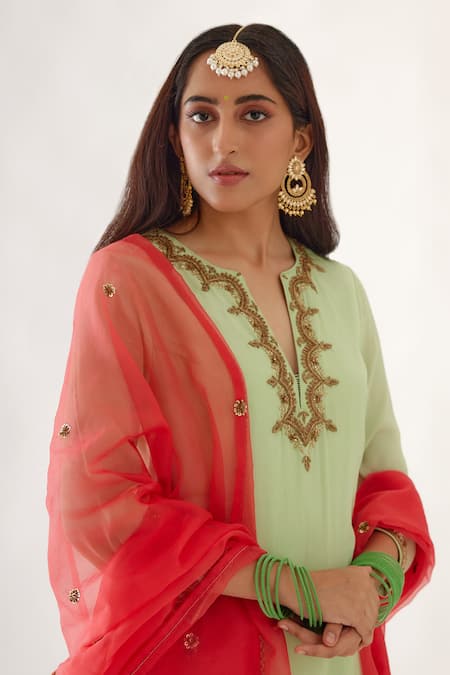 Nikasha Green Cutdana, Dabka, Sequin And Gota Work V Neck Embroidered Kurta Set at Aza Fashions Nikasha_Green Cutdana, Dabka, Sequin And Gota Work V Neck Embroidered Kurta Set _at_Aza_Fashions