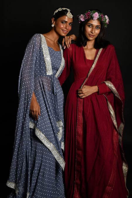 Aksh_Maroon Organza, Georgette, Taffeta Plain V Neck Pleated Anarkali With Dupatta_Online_at_Aza_Fashions