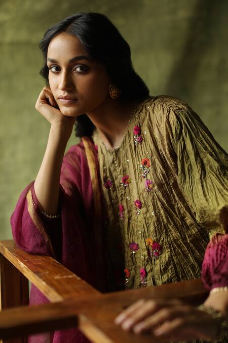 Buy_Begum_Wine Kurta And Pant  Dupatta Kota Zeenat Ombre Set  _Online_at_Aza_Fashions