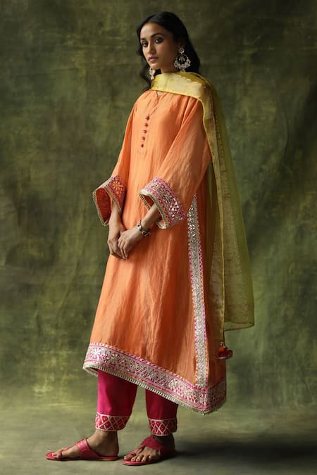 Begum Dia Gota Embroidered Kurta Set 