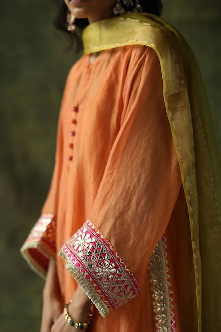 Shop_Begum_Orange Dupatta Organza, Kurta Chanderi Silk Kurta, Pant Dia Embroidered Set _Online_at_Aza_Fashions