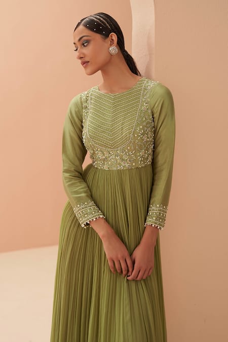 Parul Gandhi_Green Silk, Chiffon Floral, Bead Round Embellished Anarkali With Dupatta _Online_at_Aza_Fashions