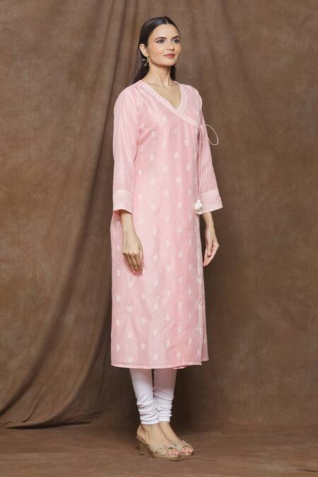 Turaja_Pink Chanderi (70% Cotton Embroidery Floral V Neck Kurta_Online_at_Aza_Fashions