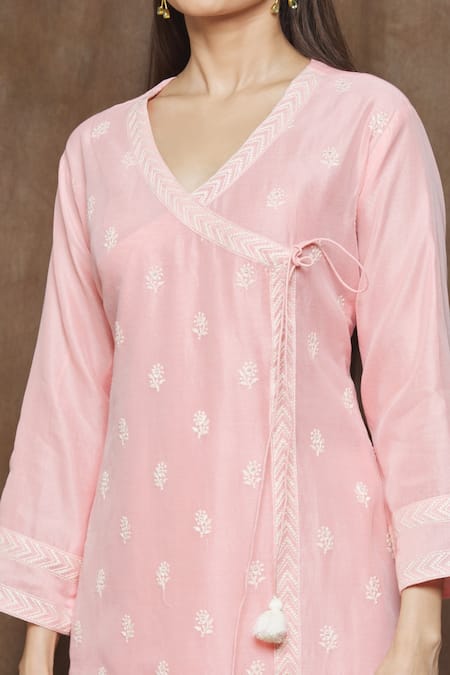 Turaja_Pink Chanderi (70% Cotton Embroidery Floral V Neck Kurta_at_Aza_Fashions