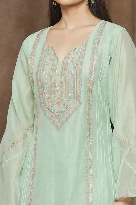 Shop_Turaja_Green Chanderi (70% Cotton Embroidery Gota Highlight Geometric Kurta Set_Online_at_Aza_Fashions