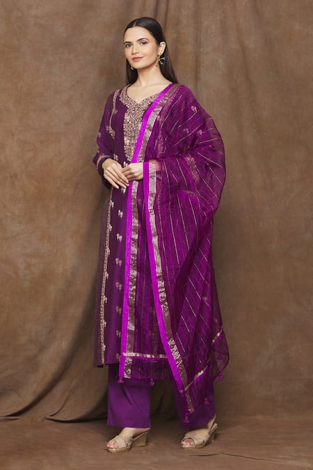Buy_Turaja_Purple 40% Silk), Dupatta Banarasi Organza, Pure Zari Embroidered Kurta Set_Online_at_Aza_Fashions