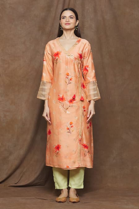 Shop_Turaja_Peach Pure Chanderi (60% Cotton And Embroidery Floral V Neck Kurta_Online_at_Aza_Fashions