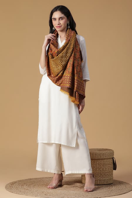 SHINGORA Floral Woven Stole 