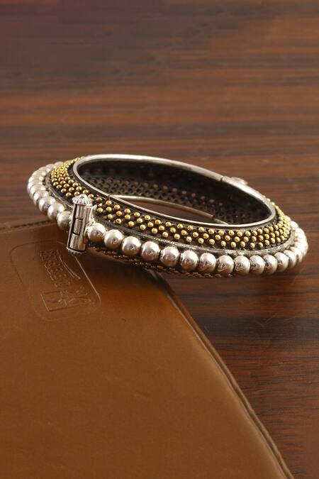 Buy_Palace Of Silver_Silver Plated Handcrafted Rawa Work Bangle_Online_at_Aza_Fashions