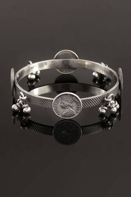 Palace Of Silver_Silver Plated Oxidized Printed Victoria Coin Bangle_Online_at_Aza_Fashions