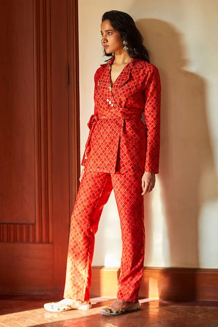 Label Anushree Bandhani Silk Blazer & Pant Set 