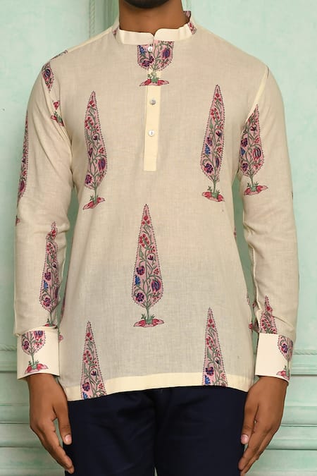 Shop Pranay Baidya White , Malai Mughal Print Short Kurta Set Online at Aza Fashions Shop_Pranay Baidya_White , Malai Mughal Print Short Kurta Set _Online_at_Aza_Fashions