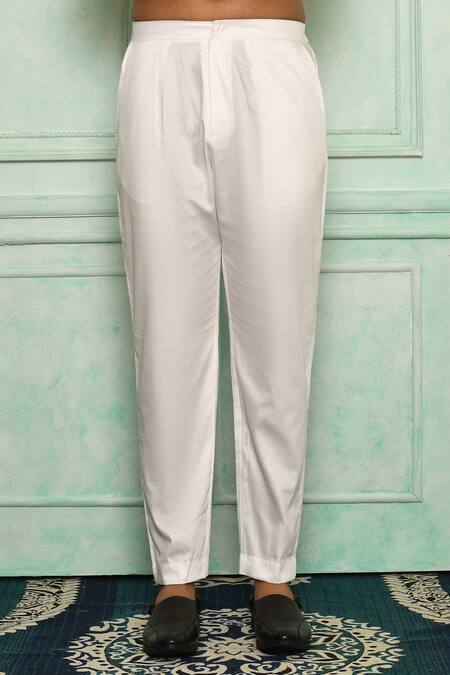 Pranay Baidya White Jamdani, Malai Geometric Floral Pattern Kurta Set at Aza Fashions Pranay Baidya_White Jamdani, Malai Geometric Floral Pattern Kurta Set _at_Aza_Fashions