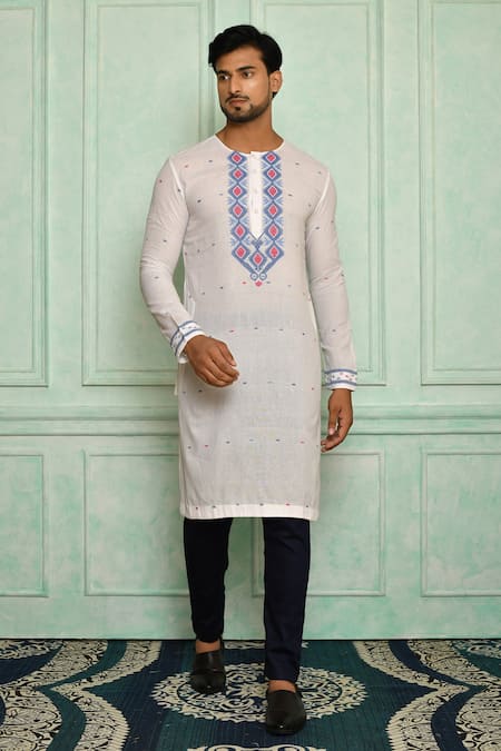 Pranay Baidya White Jamdani, Malai Geometric Pattern Kurta Set 