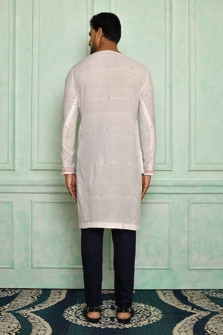 Shop Pranay Baidya White Jamdani, Malai Geometric Pattern Kurta Set at Aza Fashions Shop_Pranay Baidya_White Jamdani, Malai Geometric Pattern Kurta Set _at_Aza_Fashions