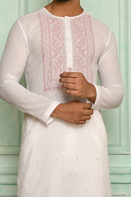 Shop Pranay Baidya White Jamdani, Malai Geometric Floral Pattern Kurta Set Online at Aza Fashions Shop_Pranay Baidya_White Jamdani, Malai Geometric Floral Pattern Kurta Set _Online_at_Aza_Fashions
