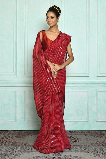 Samyukta Singhania_Red Chiffon, Bamboo Sequins Round Neck Embroidered Printed Saree_Online_at_Aza_Fashions