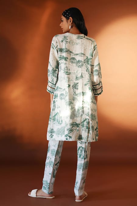 Shop Pozruh By Aiman White Pure Hemp Floral V Neck Sidra Print Tunic at Aza Fashions Shop_Pozruh By Aiman_White Pure Hemp Floral V Neck Sidra Print Tunic _at_Aza_Fashions