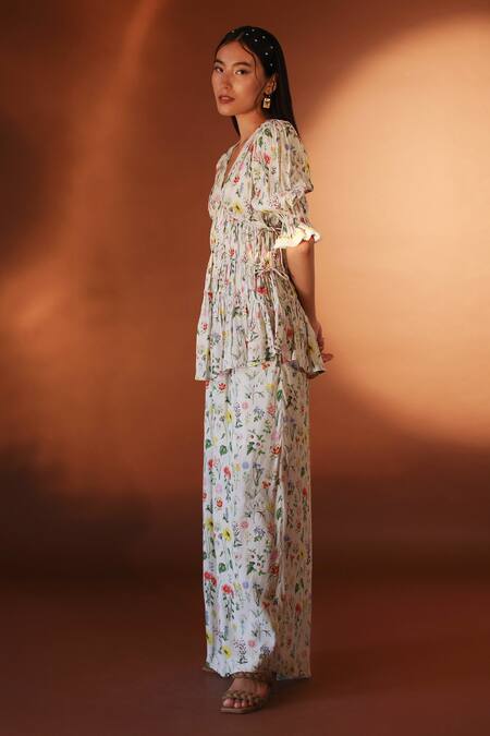 POZRUH_White Hemp And Bamboo Blend Floral V Neck Cynthia Print Top_Online_at_Aza_Fashions