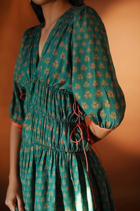 POZRUH_Green Pure Mulberry Silk Floral Pattern V Neck Sitara Printed Dress_at_Aza_Fashions