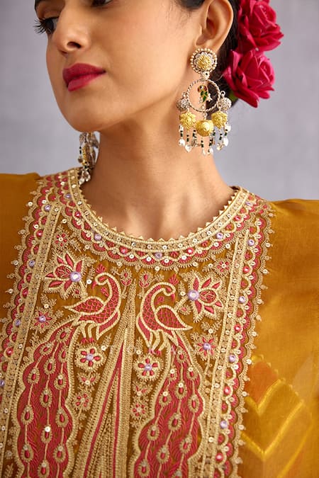 Shop_Torani_Yellow Inner And Pant Velvet & Kurta Aftaabi Revathi Sheer & Set 