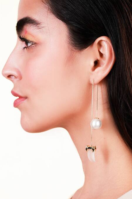 Fashion One Side One Piece Long Heart Dangle Earrings Jewelry - China  Jewelry and Fashion price | Made-in-China.com