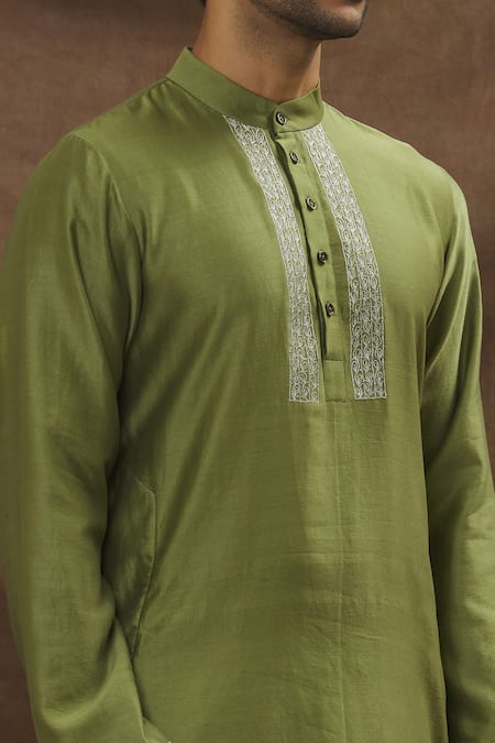 Shop_The MeN'S Kompany_Green Chanderi Silk Kurta And Pant Set  _Online_at_Aza_Fashions