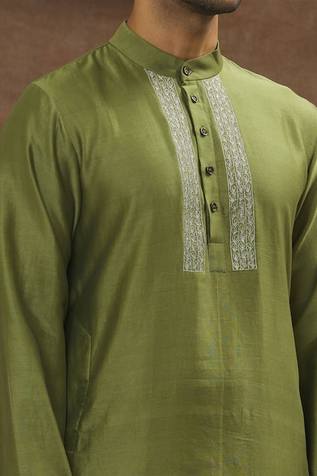 The MeN'S Kompany_Green Chanderi Silk Kurta  _at_Aza_Fashions