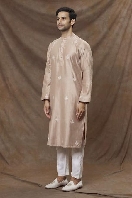 Buy_The MeN'S Kompany_Beige Chanderi Silk Thread Kurta _Online_at_Aza_Fashions