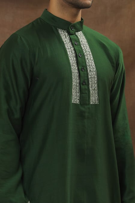 Shop The MeN'S Kompany Green Chanderi Silk Kurta And Pant Set Online at Aza Fashions Shop_The MeN'S Kompany_Green Chanderi Silk Kurta And Pant Set _Online_at_Aza_Fashions