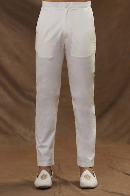 The MeN'S Kompany Blue Chanderi Silk Thread Kurta And Pant Set at Aza Fashions The MeN'S Kompany_Blue Chanderi Silk Thread Kurta And Pant Set _at_Aza_Fashions