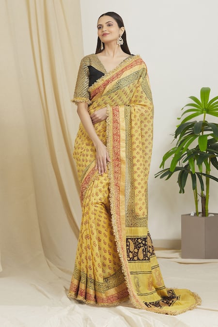 Surendri Yellow Kotadoria Printed Floral V Neck Saree With Blouse 