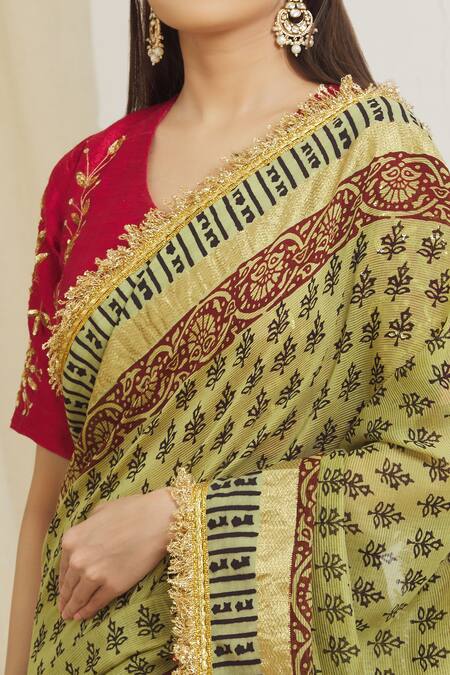 Shop_Surendri_Green Raw Silk, Kotadoria Floral Round Lace Border Saree With Blouse_Online_at_Aza_Fashions