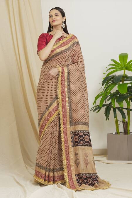 Surendri_Beige Raw Silk, Kotadoria Floral Round Block Print Saree With Blouse_Online_at_Aza_Fashions