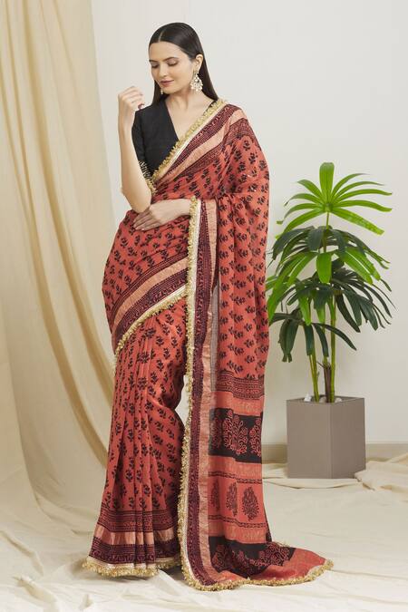 Buy Surendri Red Raw Silk, Kotadoria Floral V Neck Print Saree With Embroidered Blouse Online at Aza Fashions Buy_Surendri_Red Raw Silk, Kotadoria Floral V Neck Print Saree With Embroidered Blouse_Online_at_Aza_Fashions