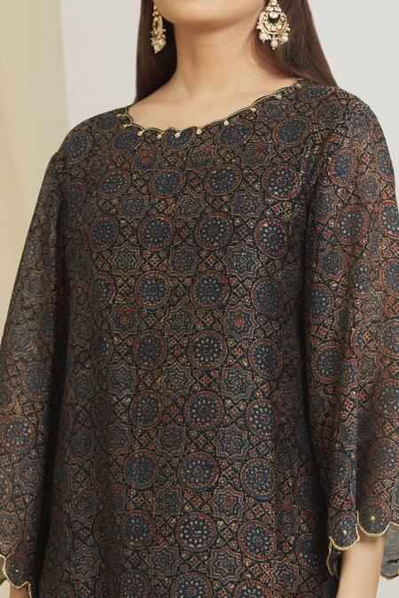 Surendri_Black Chanderi Floral Round Cotton Printed Kurta Set_Online_at_Aza_Fashions