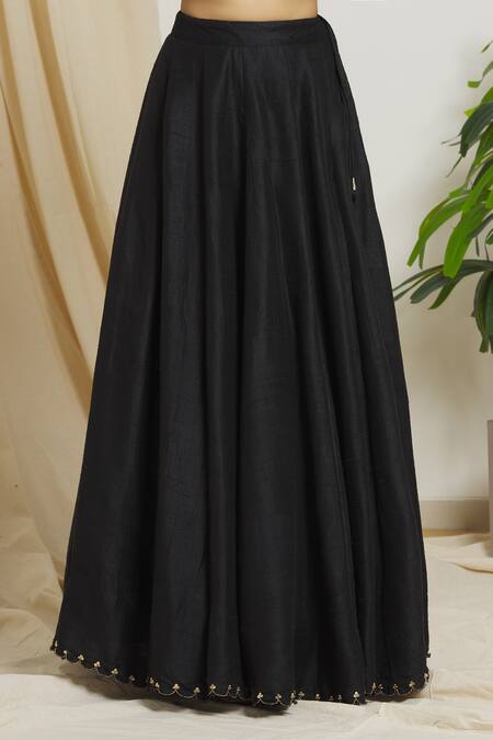 Surendri_Black Raw Silk Hand Embroidery Sequins V Neck Lehenga Set_at_Aza_Fashions