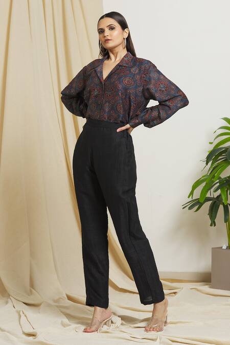 Buy_Surendri_Grey Chanderi And Raw Silk Ajrak Lapel Collar Print Shirt With Pant_Online_at_Aza_Fashions