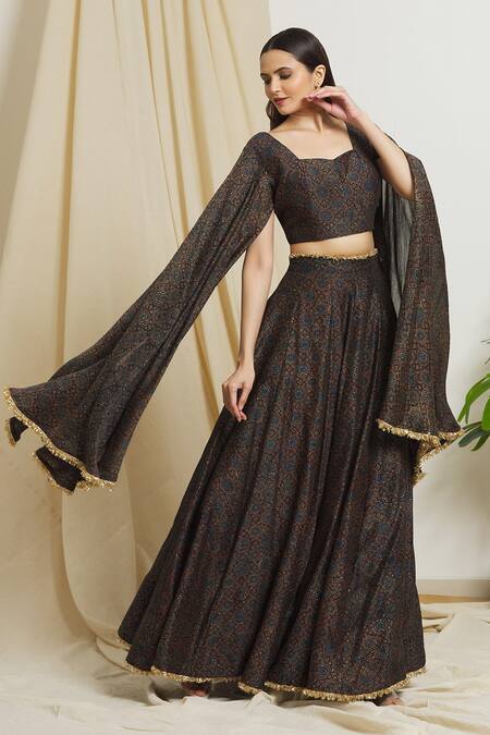 Buy_Surendri_Black Chanderi Printed Floral Plunge V Neck Lehenga With Blouse_Online_at_Aza_Fashions