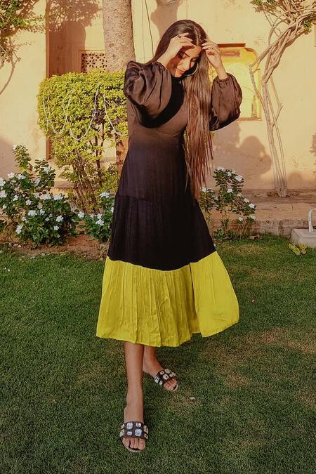 Buy_Neora By Nehal Chopra_Black Bamboo, Silk Round Neck Contrast Panel Dress 