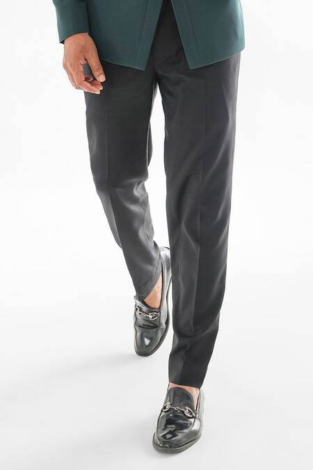 PAARSH Green Terrycloth Sequins Dew Tasselled Tuxedo With Pant Online at Aza Fashions PAARSH_Green Terrycloth Sequins Dew Tasselled Tuxedo With Pant _Online_at_Aza_Fashions