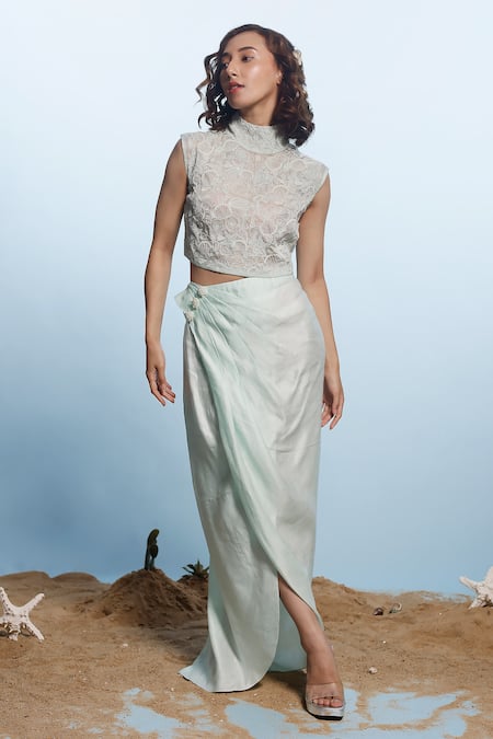 Eclat By Prerika Jalan Pearl Embellished Marine Pattern Top With Skirt 