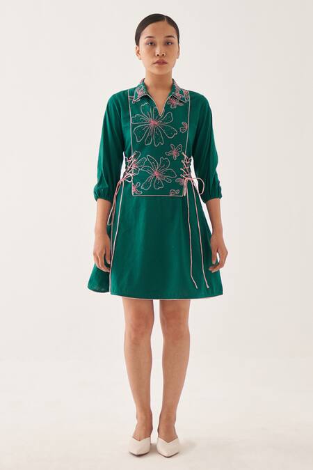 Cross A Line Green Cotton, Linen Embroidery Collared Apron Knee-length Dress at Aza Fashions Cross A Line_Green Cotton, Linen Embroidery Collared Apron Knee-length Dress _at_Aza_Fashions