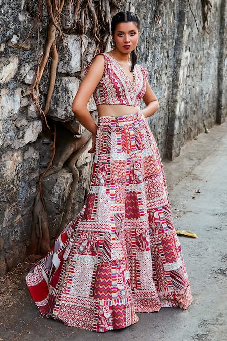 Emblleished Party Wear Crepe Lehenga Choli With Sequence Embroidery Wo –  Cygnus Fashion