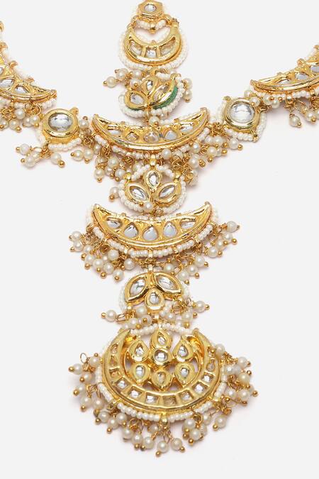Buy Dugran By Dugristyle Gold Plated Kundan And Pearl Embellished Mathapatti Online at Aza Fashions Buy_Dugran By Dugristyle_Gold Plated Kundan And Pearl Embellished Mathapatti _Online_at_Aza_Fashions