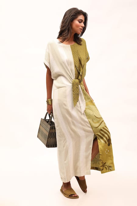 Kritika Murarka_Off White Cotton Round Neck Floral Print Dress _Online_at_Aza_Fashions