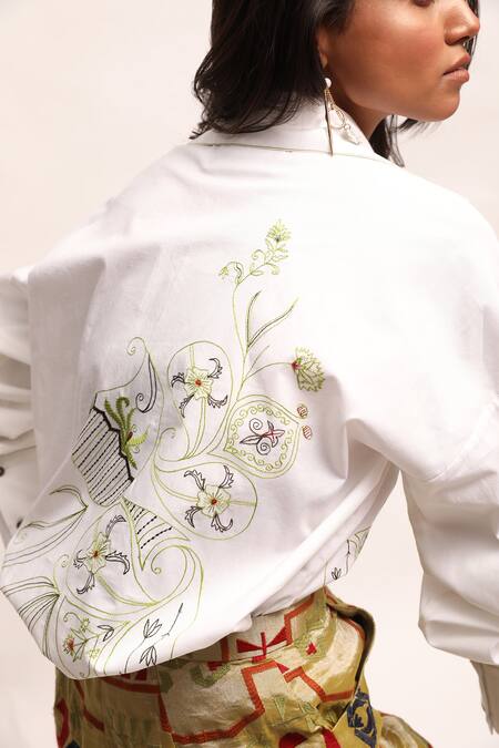 Kritika Murarka_White Cotton Embroidery Collared Thread Shirt _at_Aza_Fashions