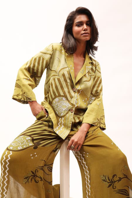 Shop_Kritika Murarka_Green Chiffon Printed Floral Wide-legged High-waisted Pant  _Online_at_Aza_Fashions